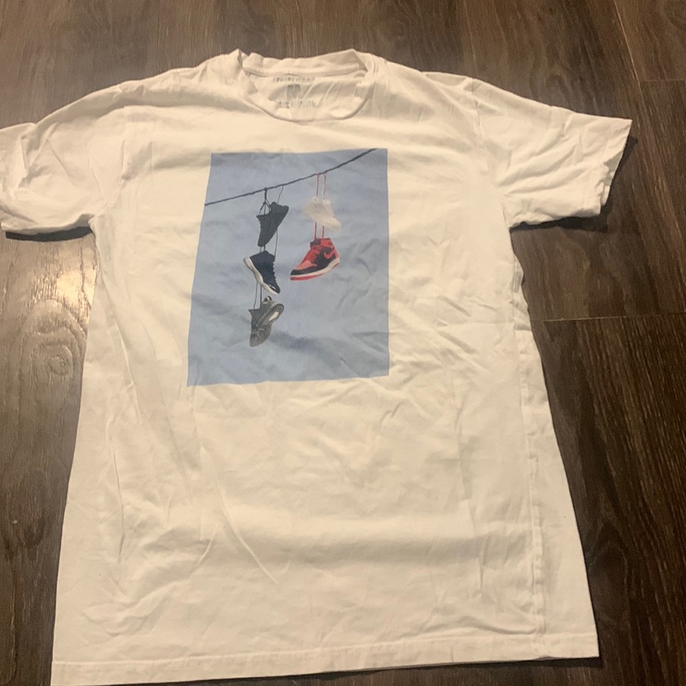 STREETWEAR T SHIRT